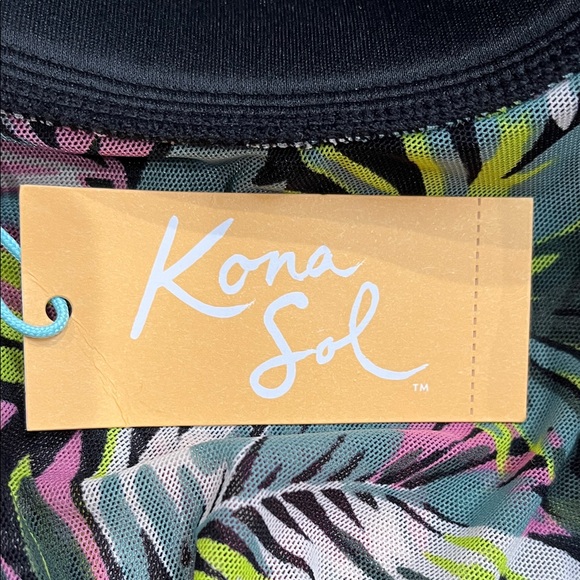Kona Sol L Swim Top - Picture 2 of 9